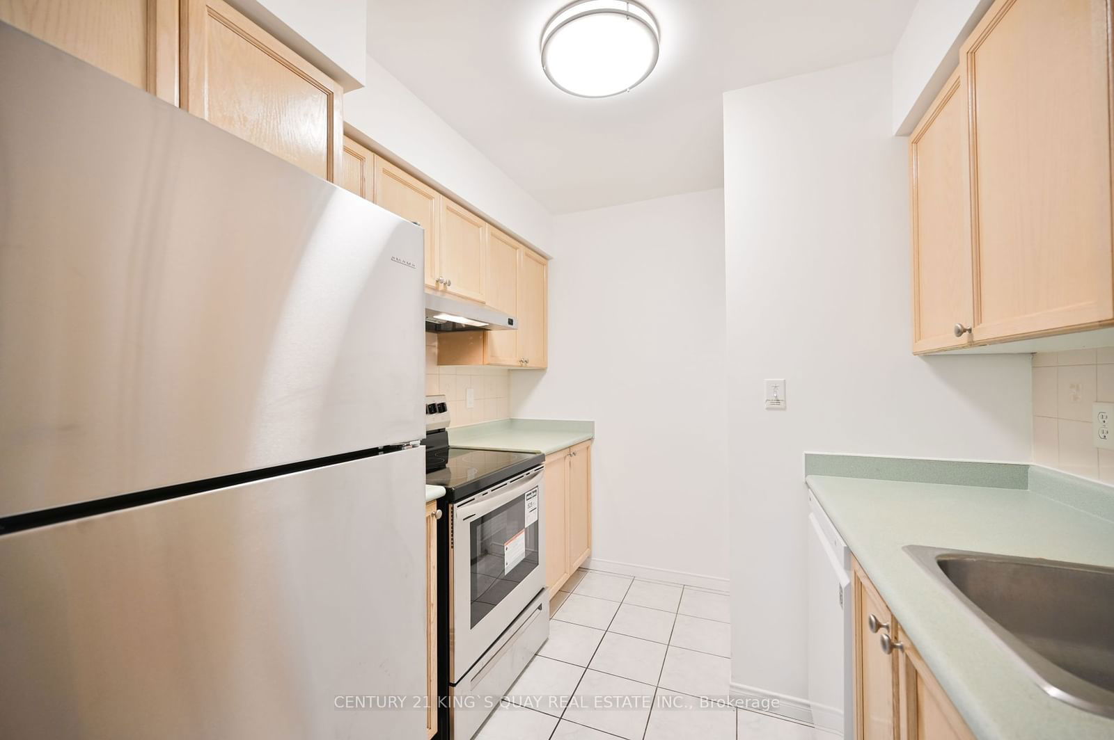 1 Pemberton Ave, unit 1606 for rent