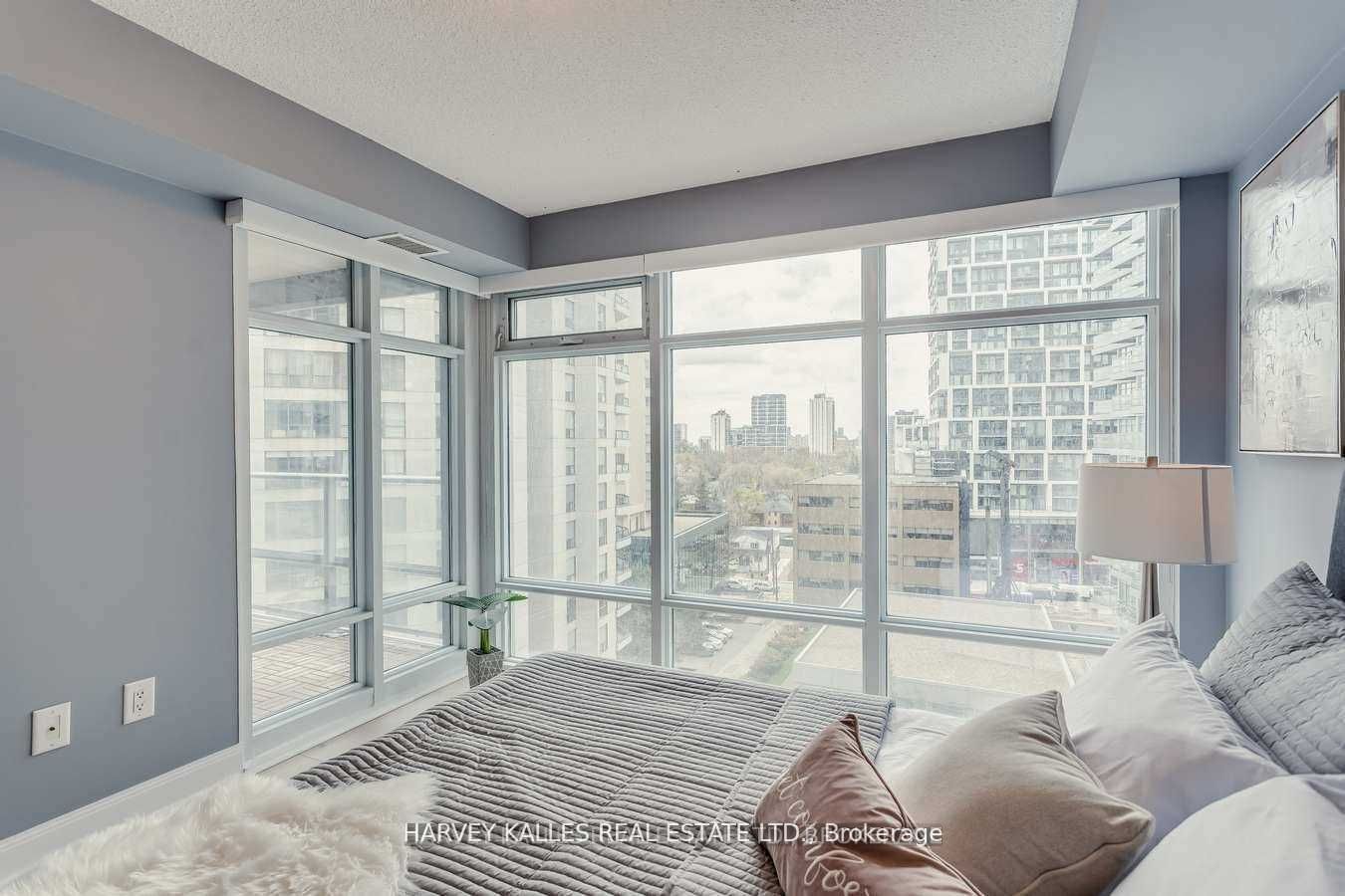 2191 Yonge St, unit 902 for sale - image #23