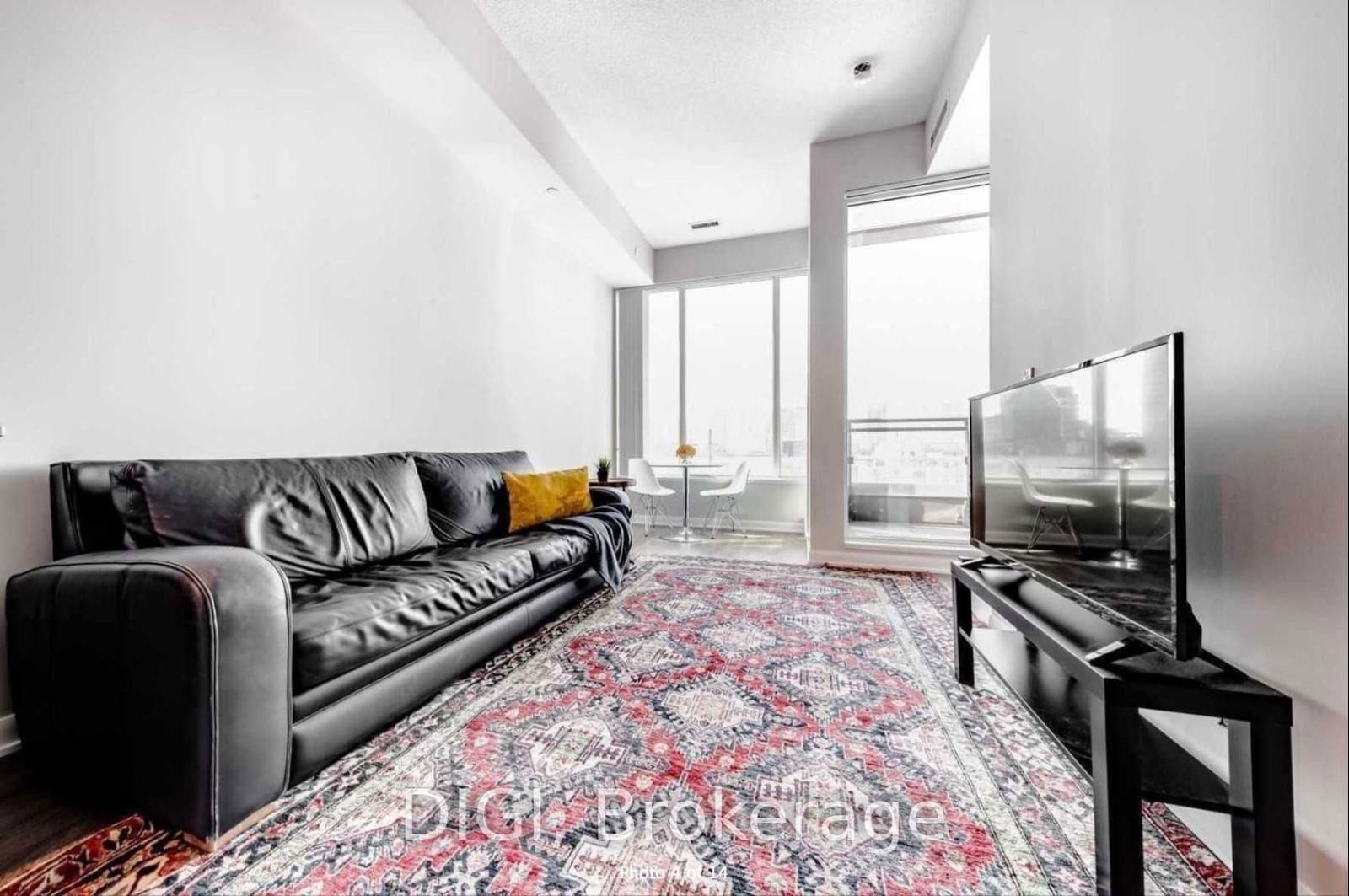 435 Richmond St W, unit 1205 for rent - image #4