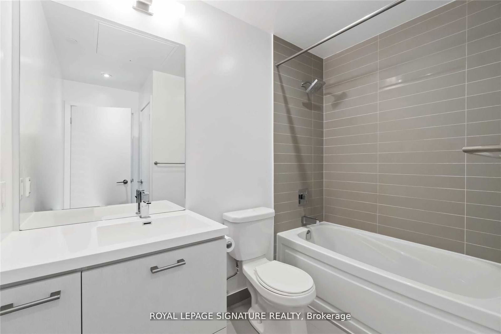 87 Peter St, unit 1708 for rent - image #11