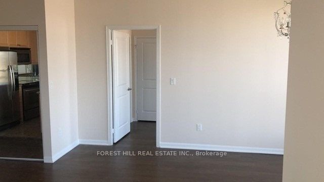 628 Fleet St, unit 3002 for rent - image #8