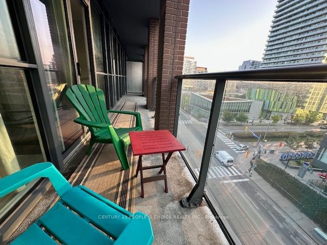 169 Fort York Blvd, unit 703 for rent