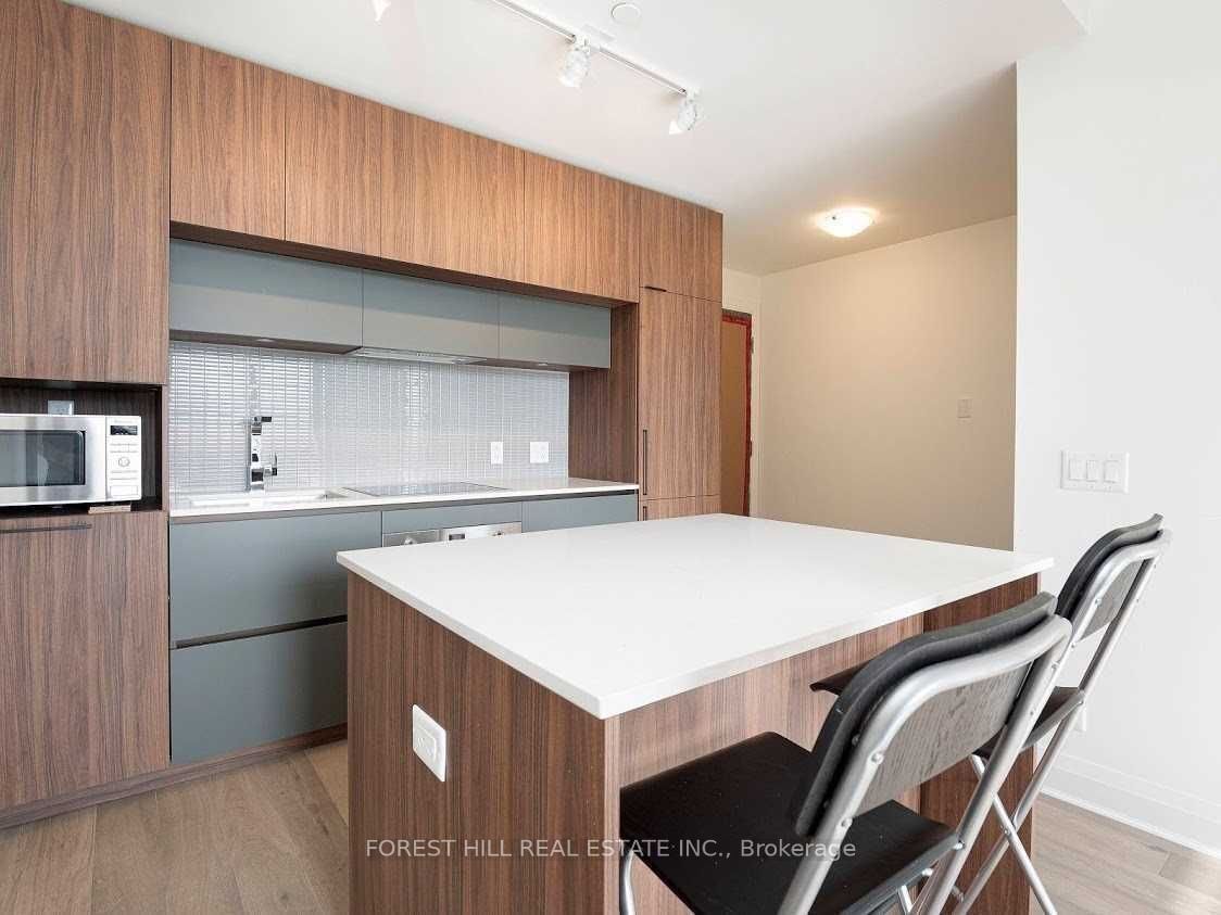 151 Avenue Rd, unit 403 for rent - image #6