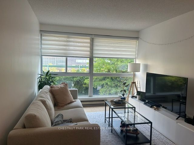 7 Broadway Ave, unit 311 for rent - image #8