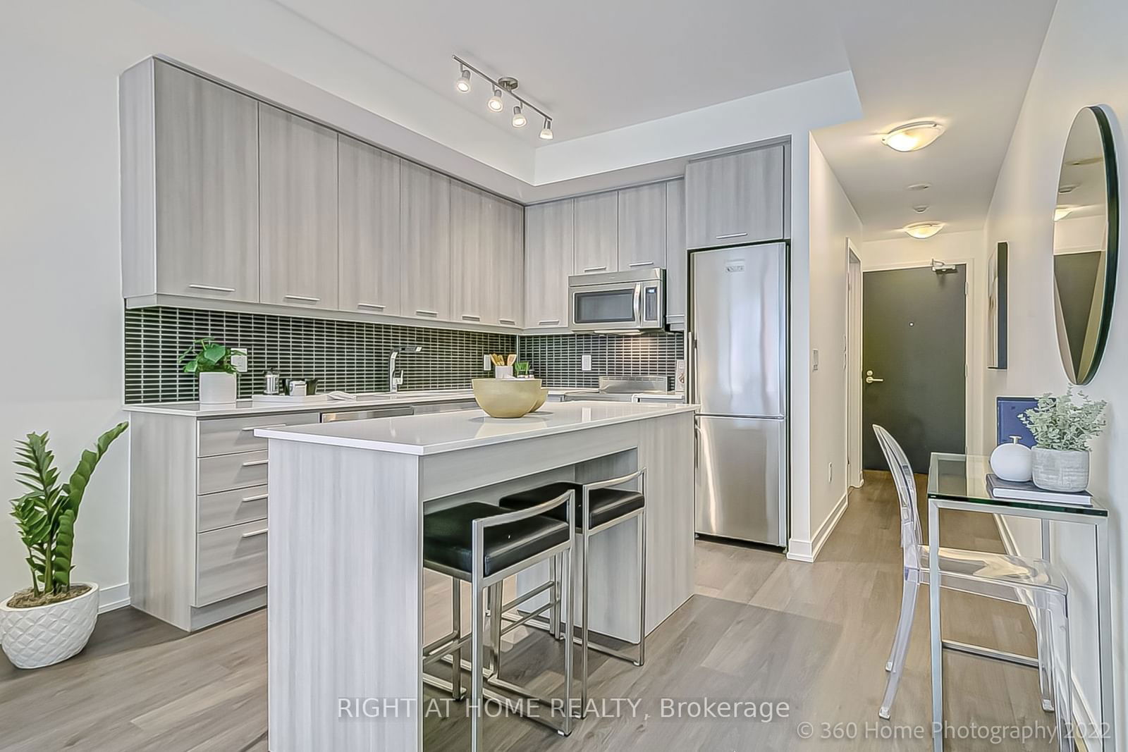 105 George St, unit 312 for rent