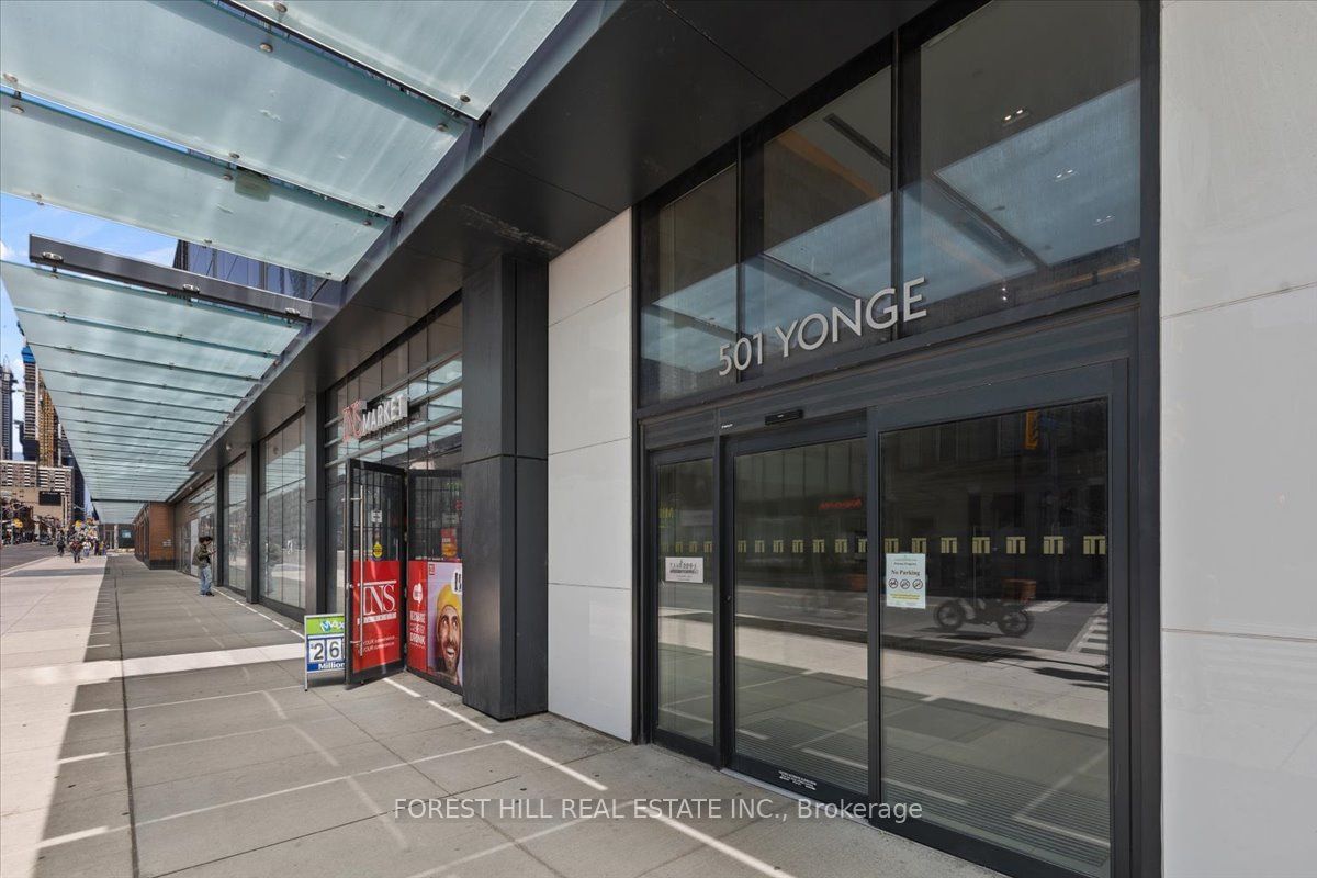 501 Yonge St, unit 3805 for sale - image #2