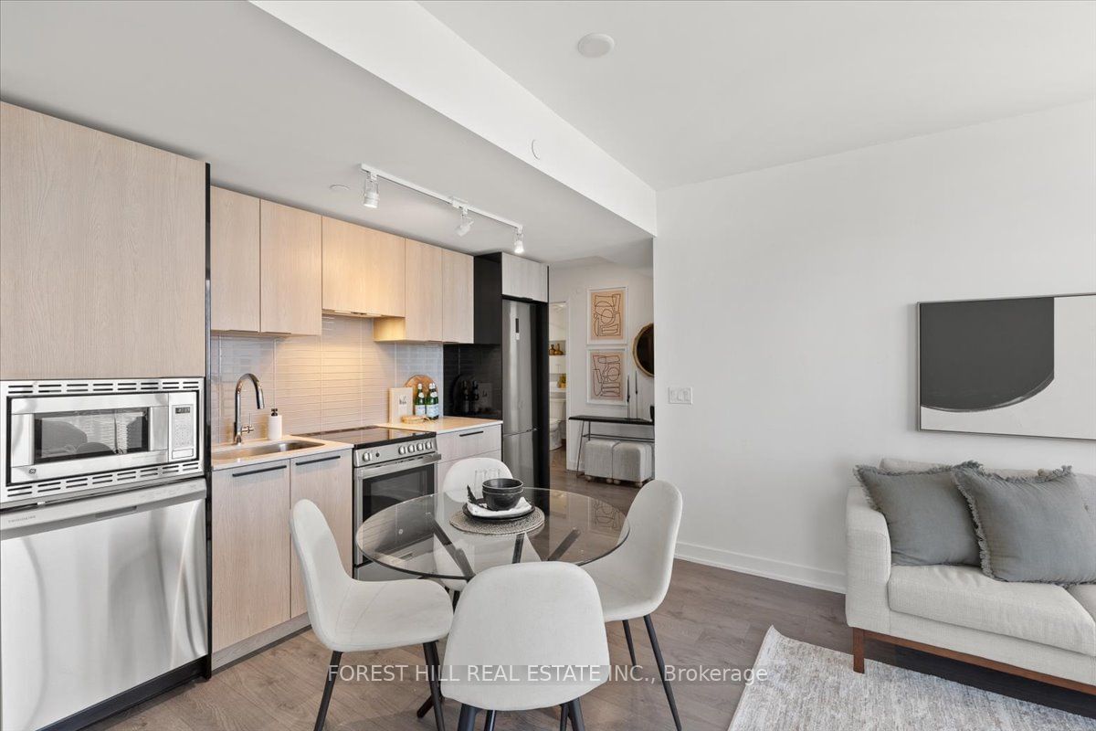 501 Yonge St, unit 3805 for sale - image #9