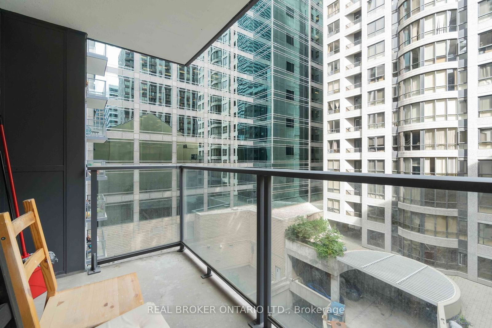 30 Hayden St, unit 601 for rent - image #26