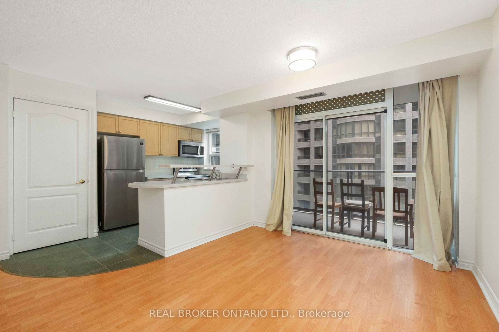 30 Hayden St, unit 601 for rent - image #5