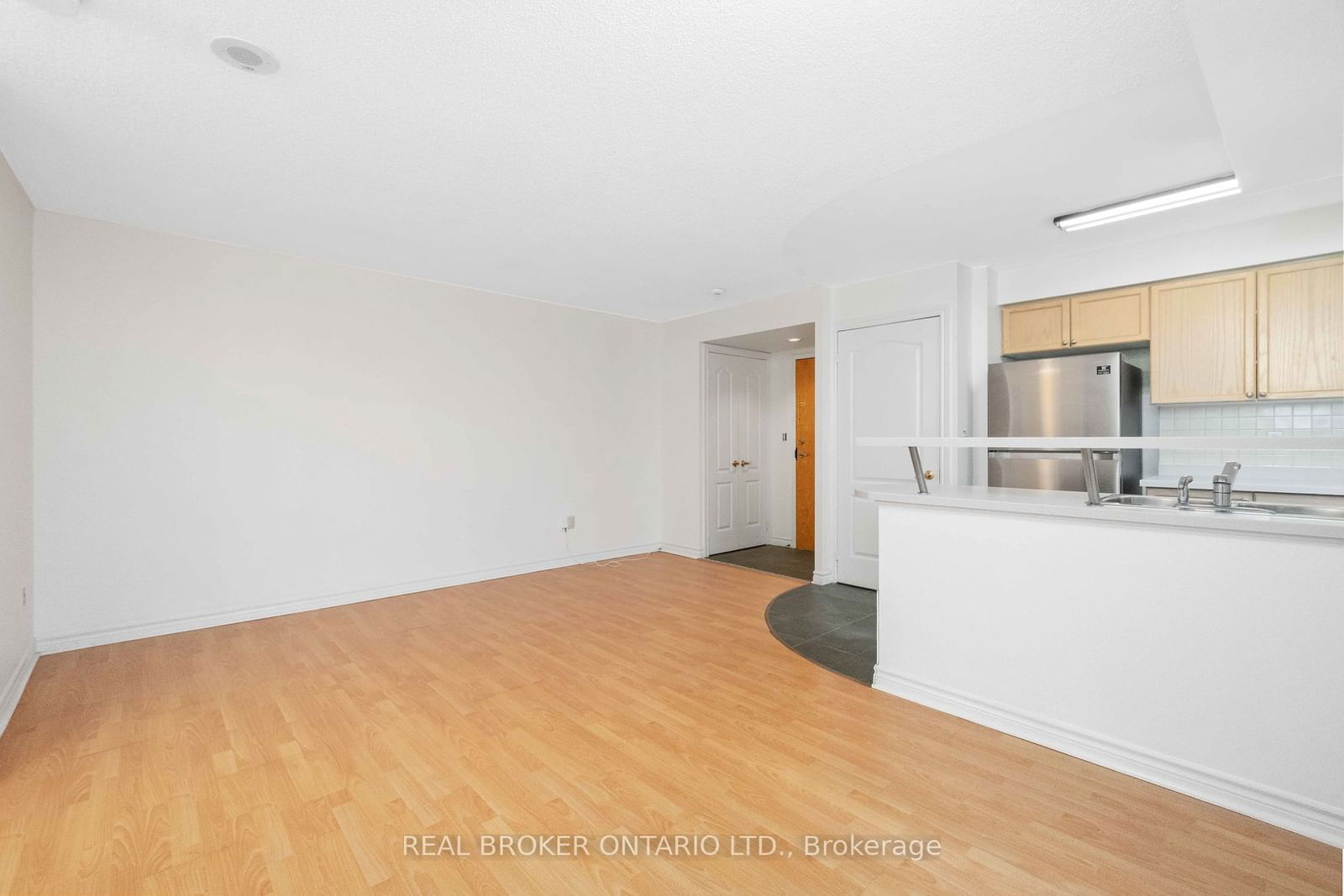 30 Hayden St, unit 601 for rent - image #6