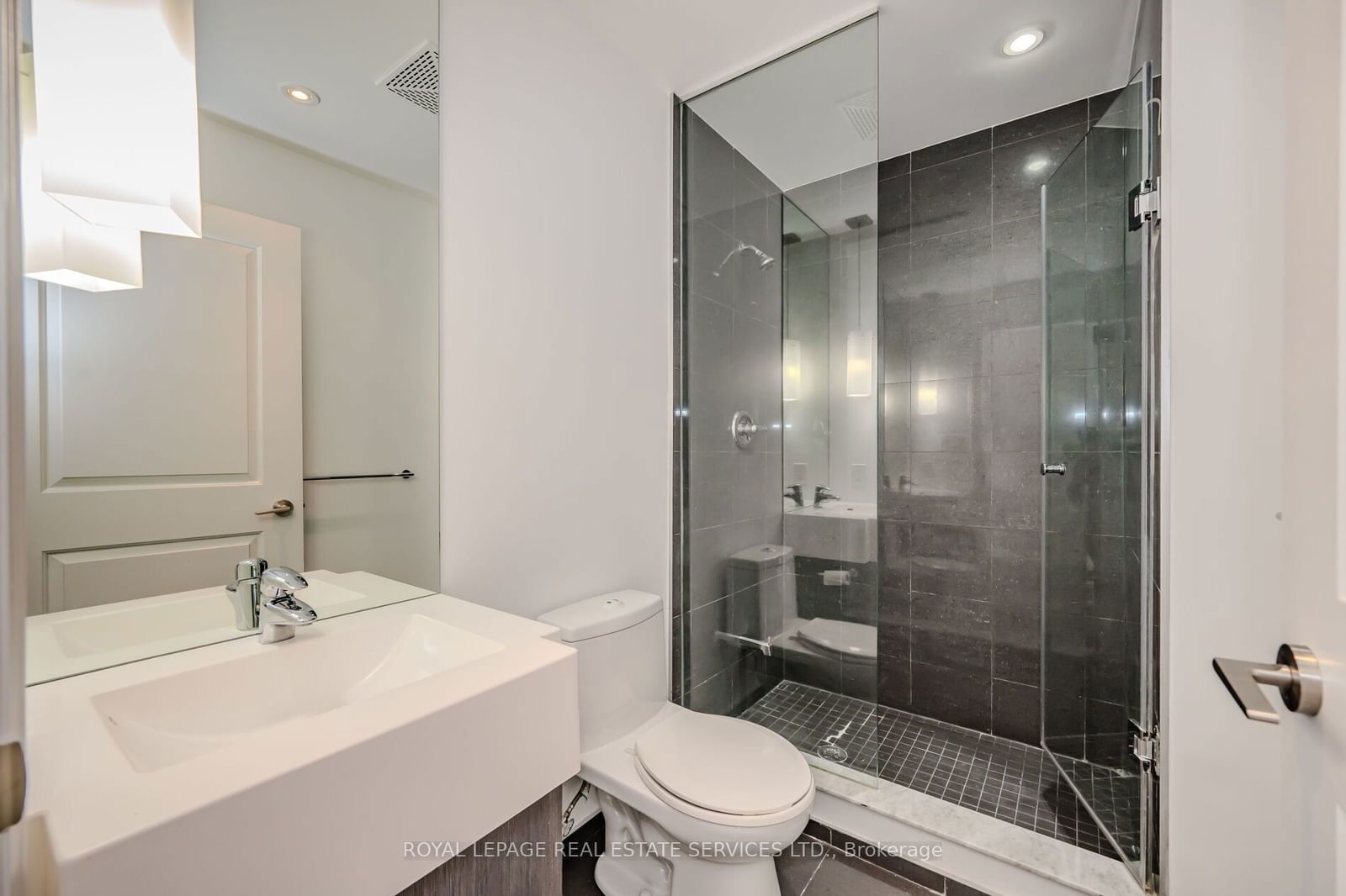 8 The Esplanade, unit 2411 for sale - image #19