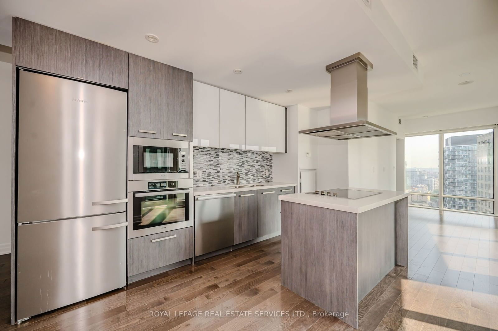 8 The Esplanade, unit 2411 for sale - image #7