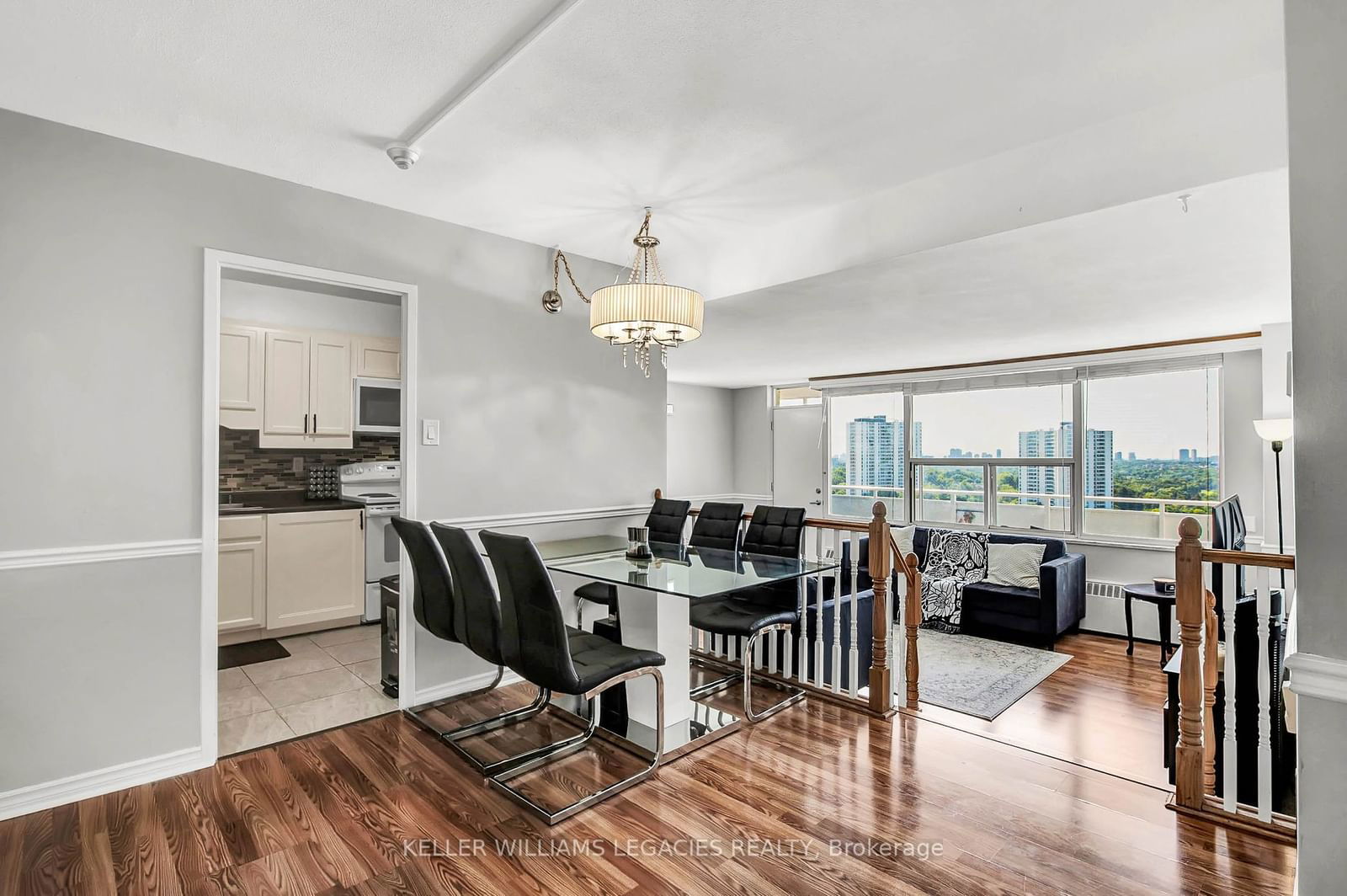 10 Parkway Forest Dr, unit 1605 for sale - image #10