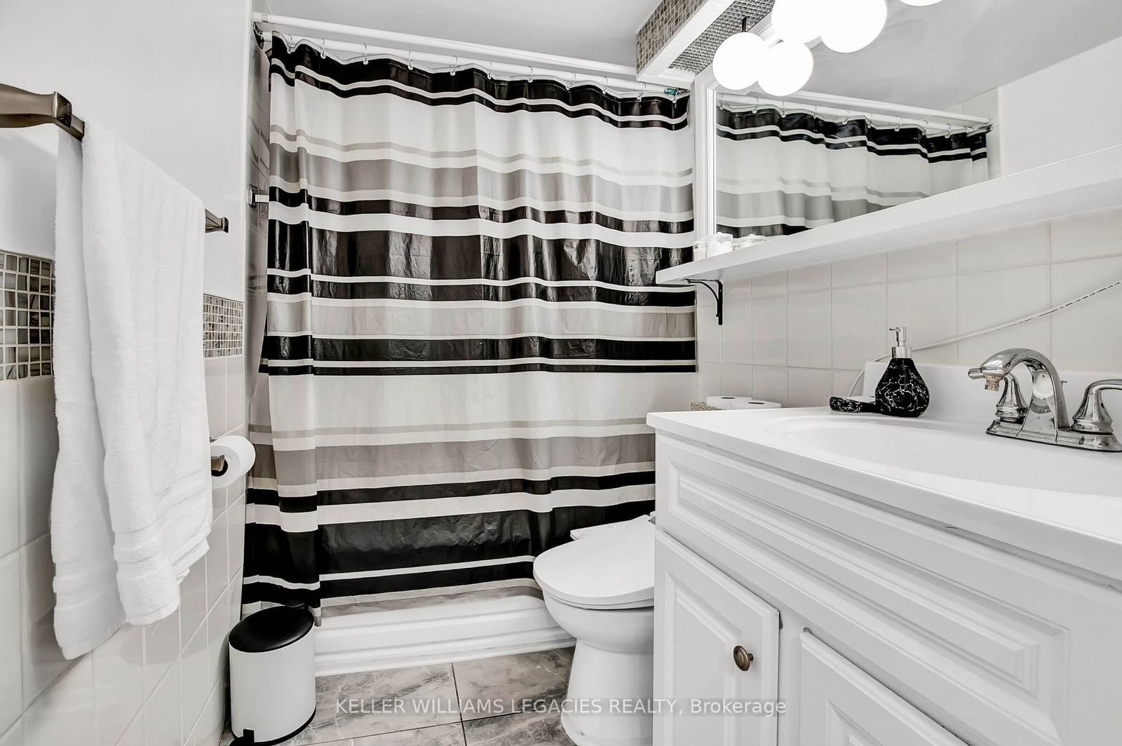 10 Parkway Forest Dr, unit 1605 for sale - image #20