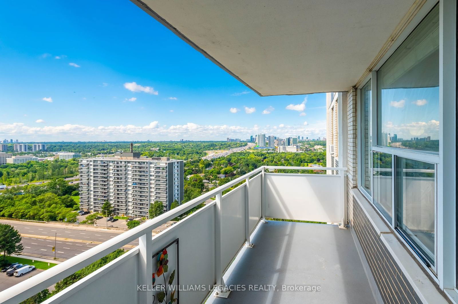 10 Parkway Forest Dr, unit 1605 for sale - image #23