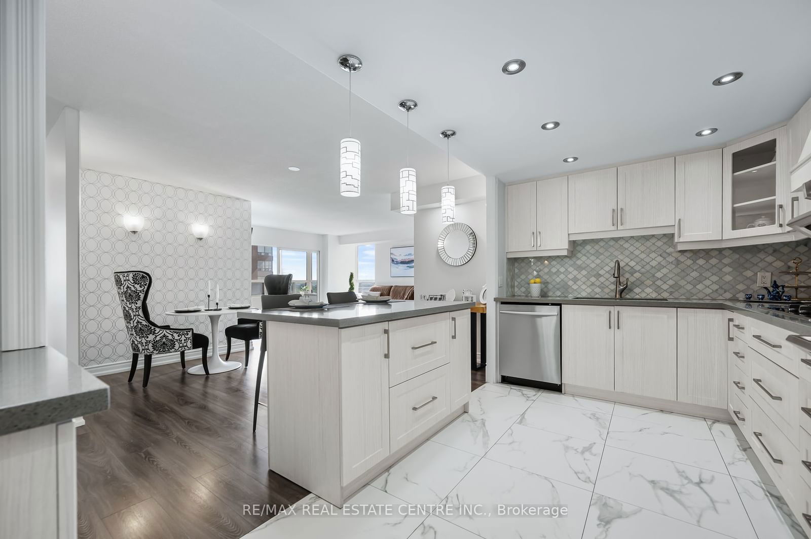 205 Wynford Dr, unit 1005 for sale - image #9