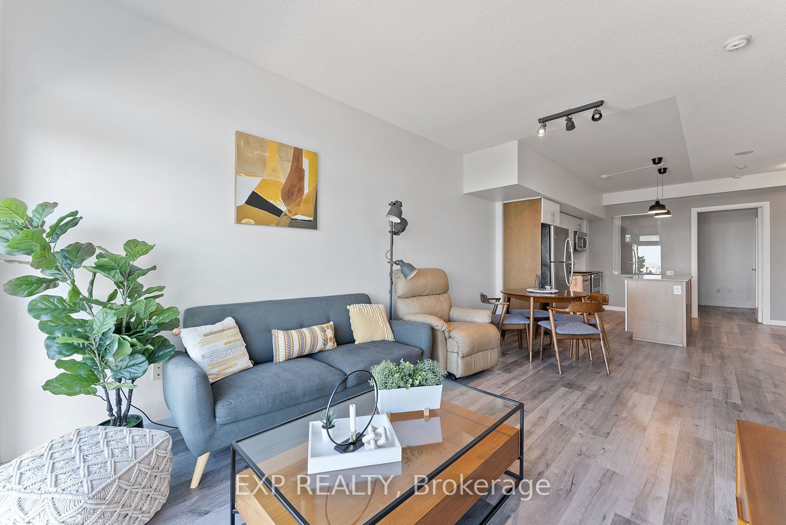 2191 Yonge St, unit 4606 for sale - image #11