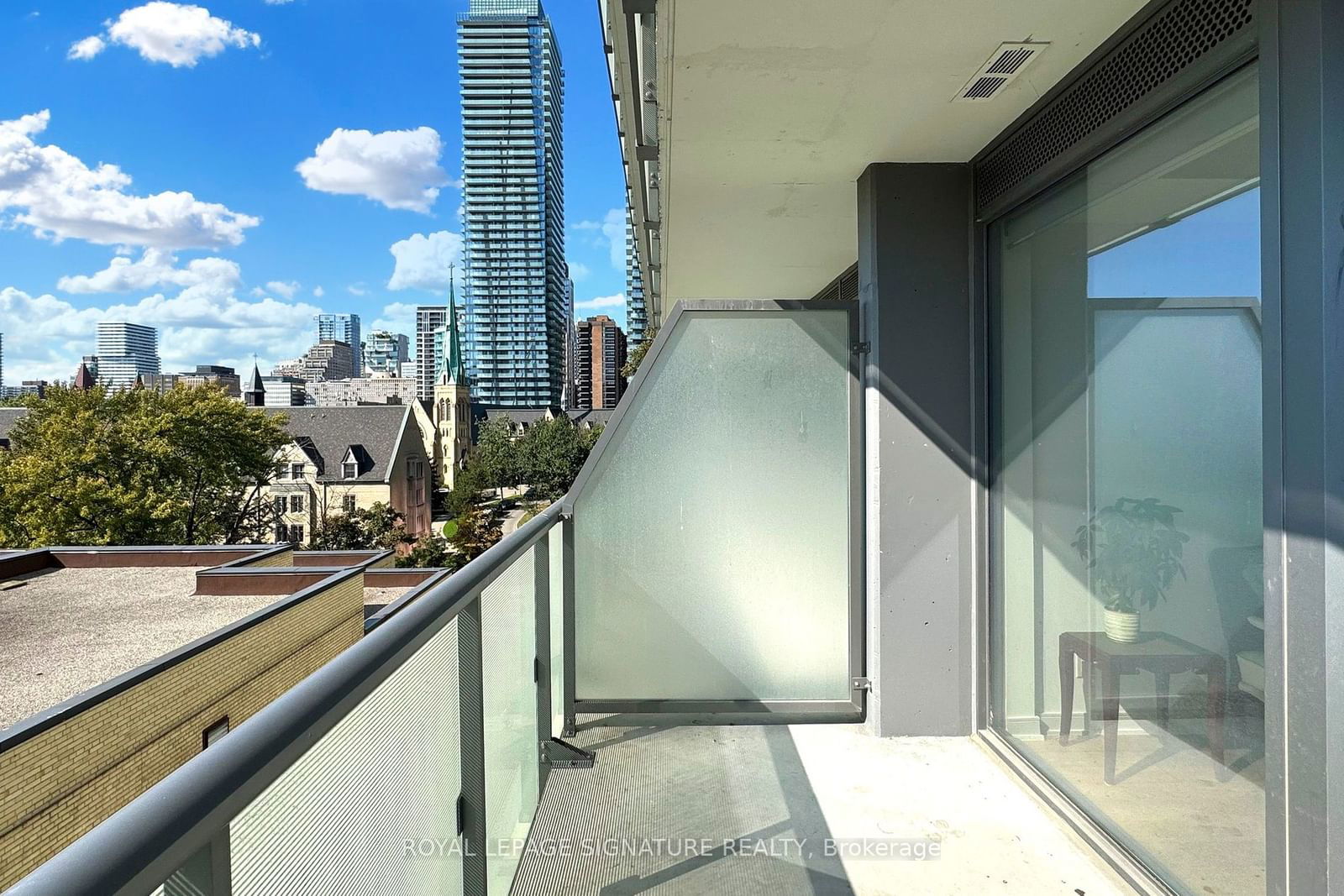 57 St Joseph St, unit 516 for rent - image #8