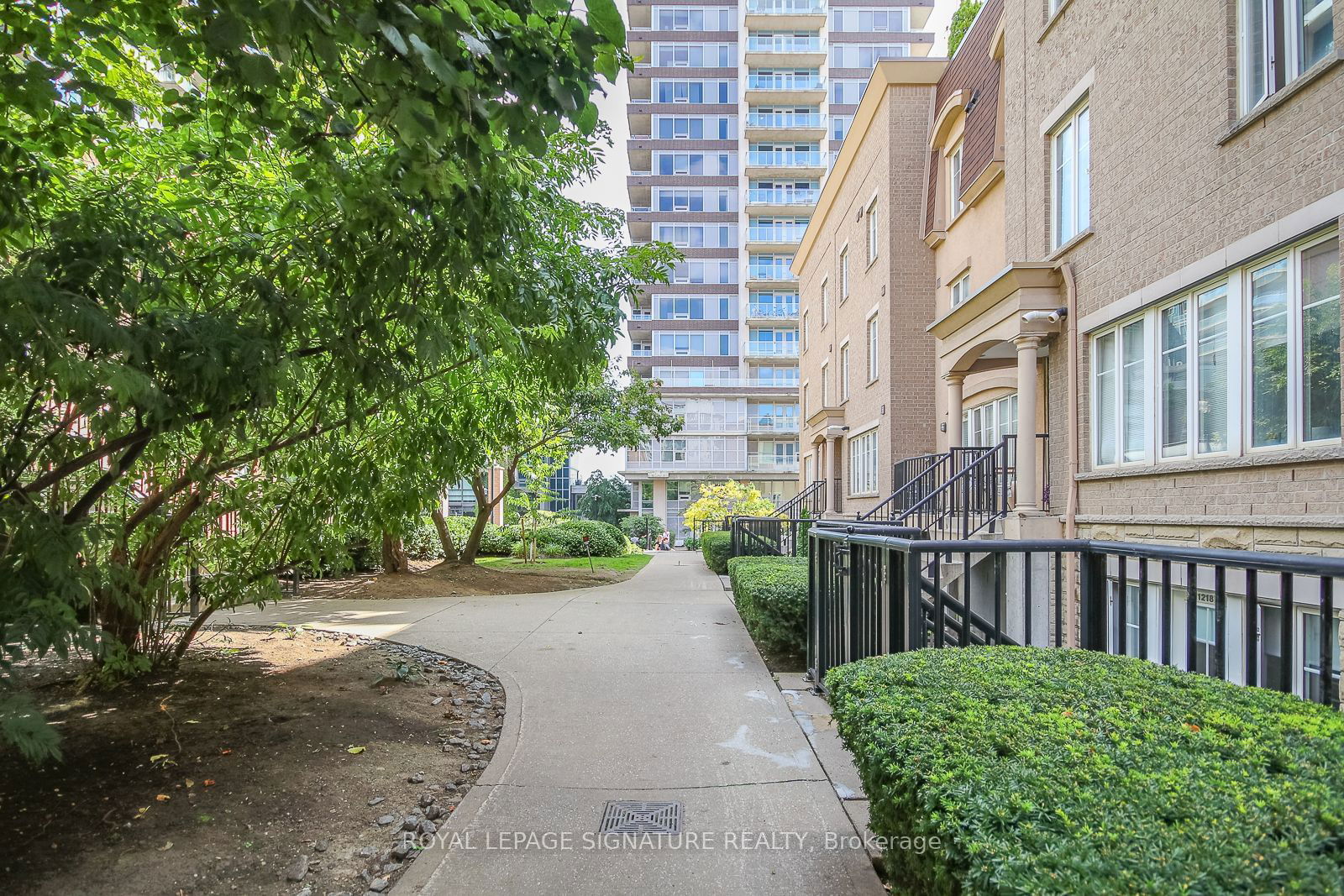 21 Pirandello St, unit 1213 for rent - image #15