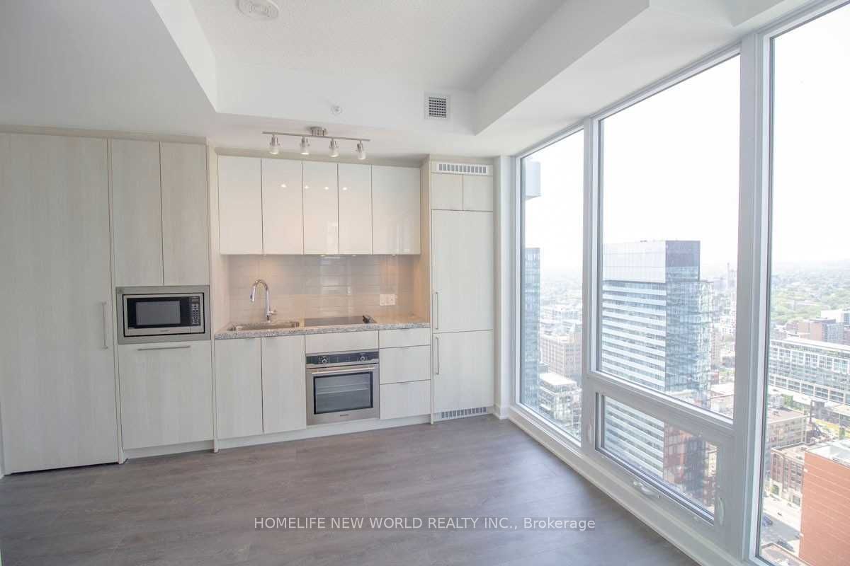 115 Blue Jays Way, unit 4111 for rent - image #5