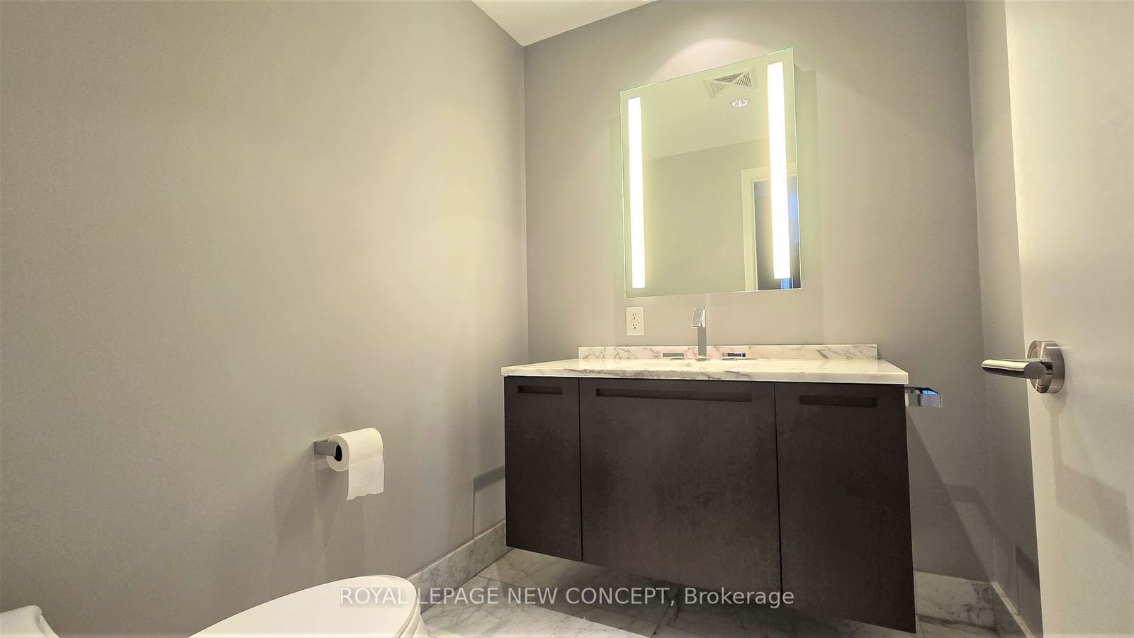 180 University Ave, unit 4902 for sale - image #7