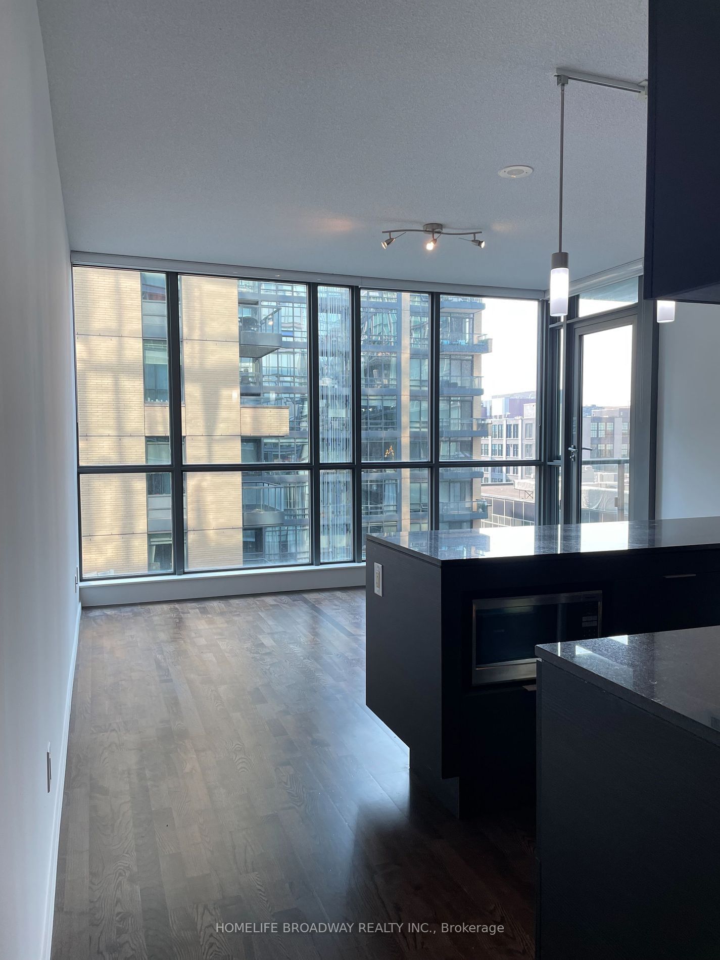 8 Charlotte St, unit 909 for sale - image #5