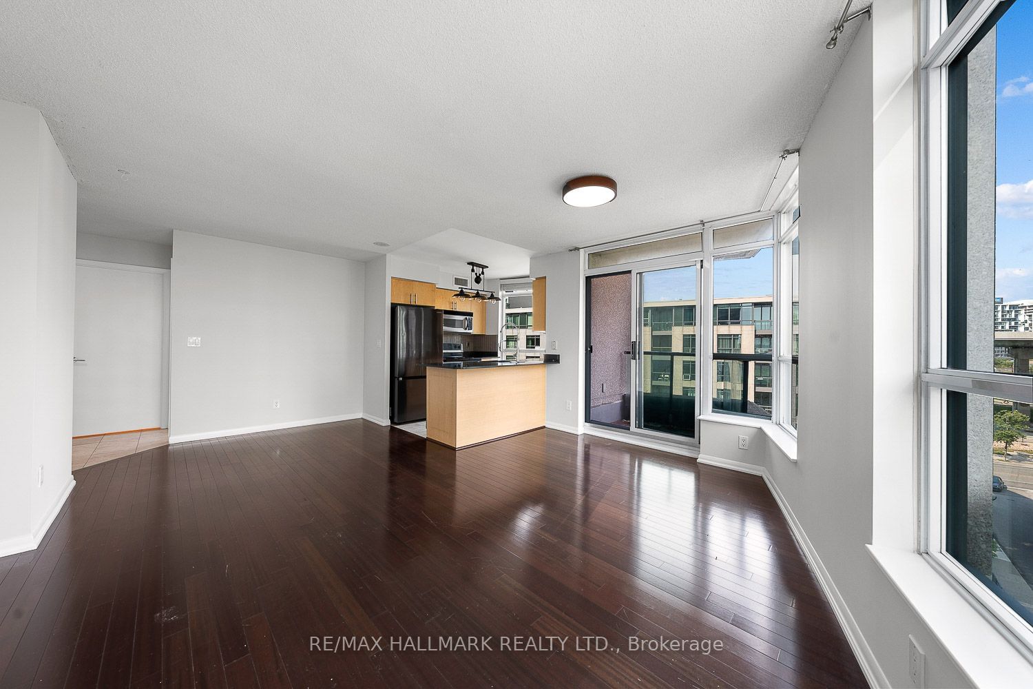 219 Fort York Blvd, unit 603 for rent - image #11