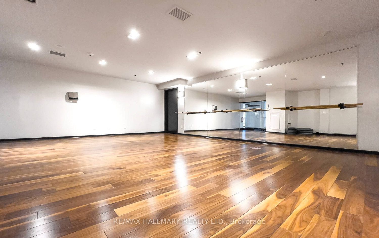 219 Fort York Blvd, unit 603 for rent - image #37