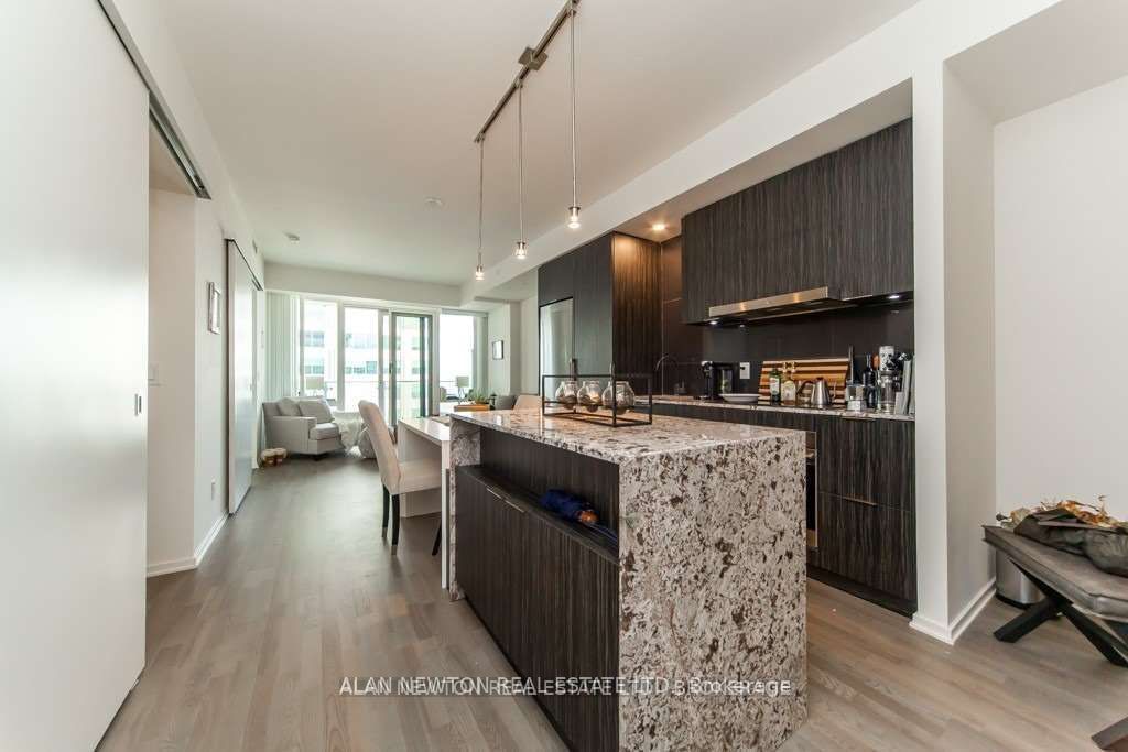 1 Bloor St E, unit 1611 for rent - image #6