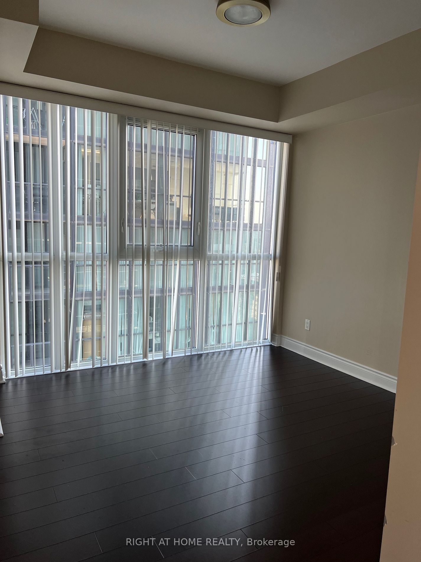 28 TED ROGERS Way, unit 3302 for rent - image #3