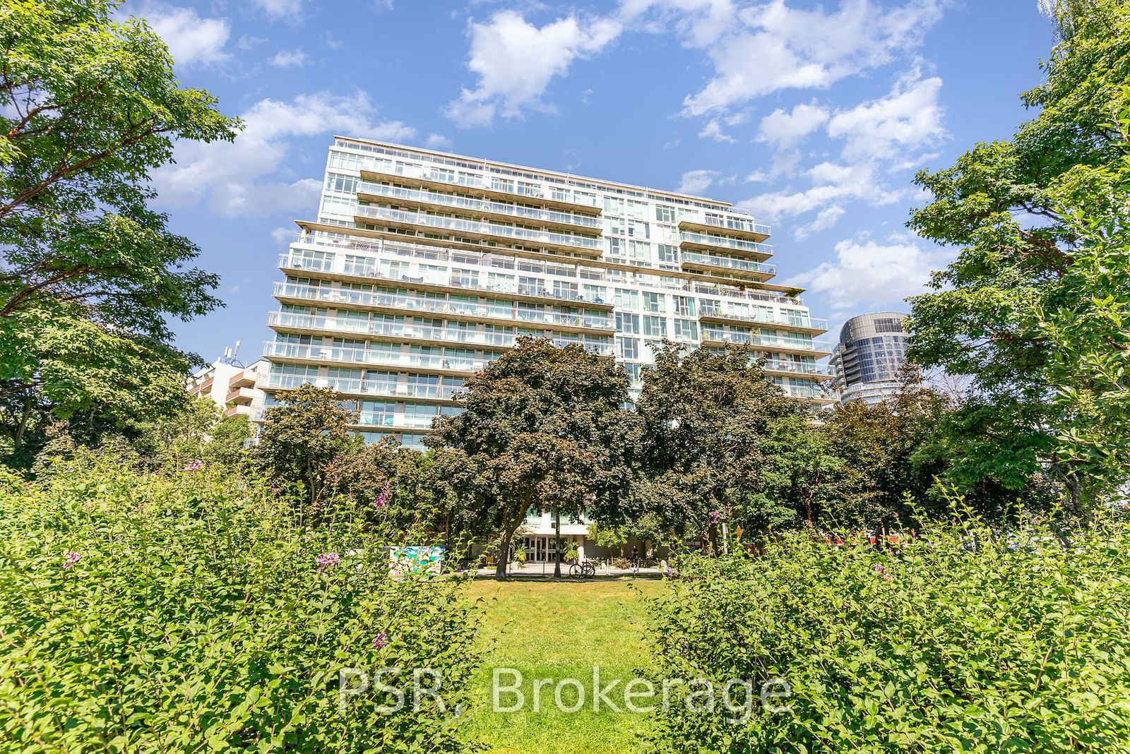 650 Queens Quay W, unit 921 for sale