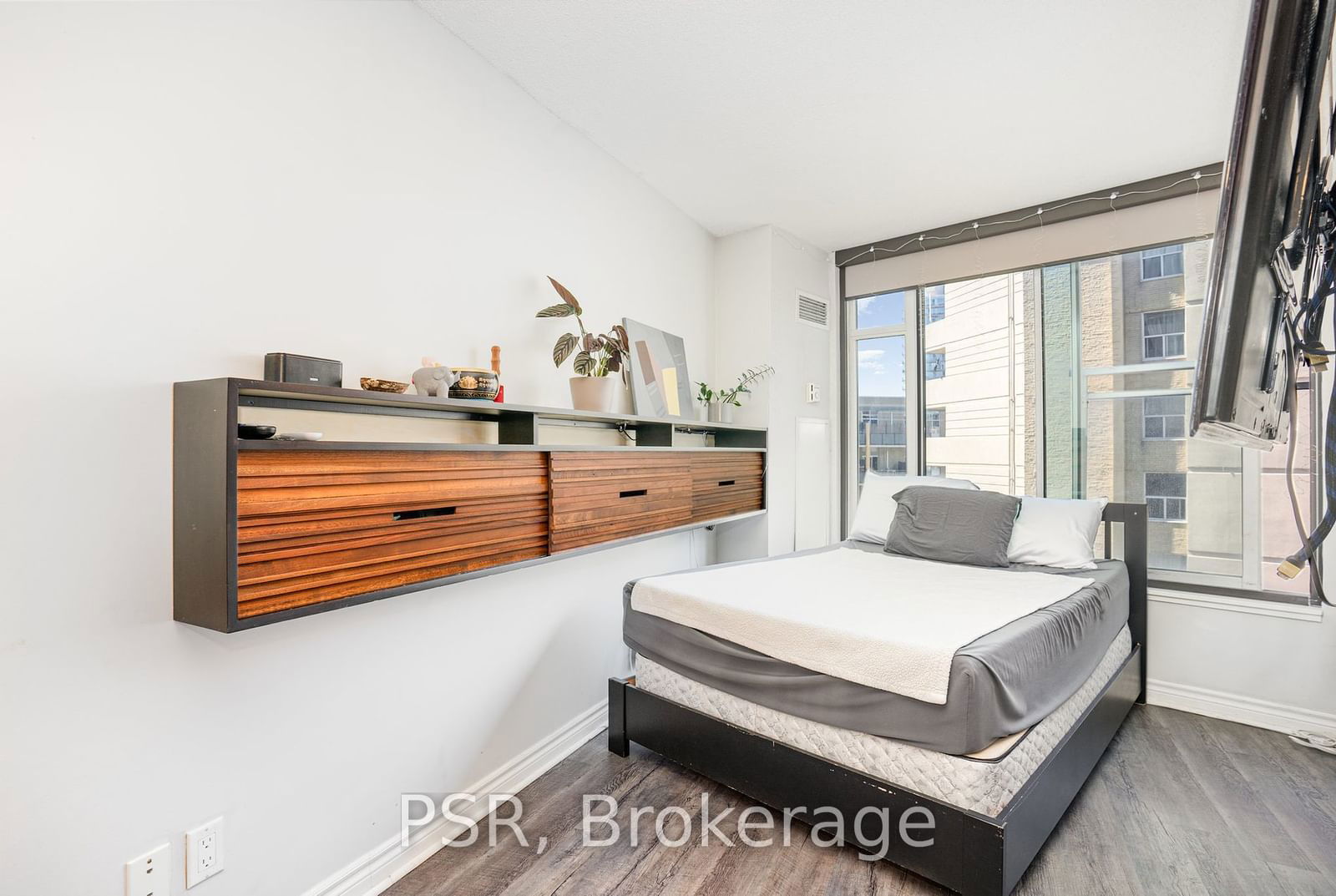 650 Queens Quay W, unit 921 for sale - image #6