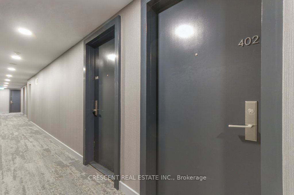 650 King St W, unit 402 for rent - image #6