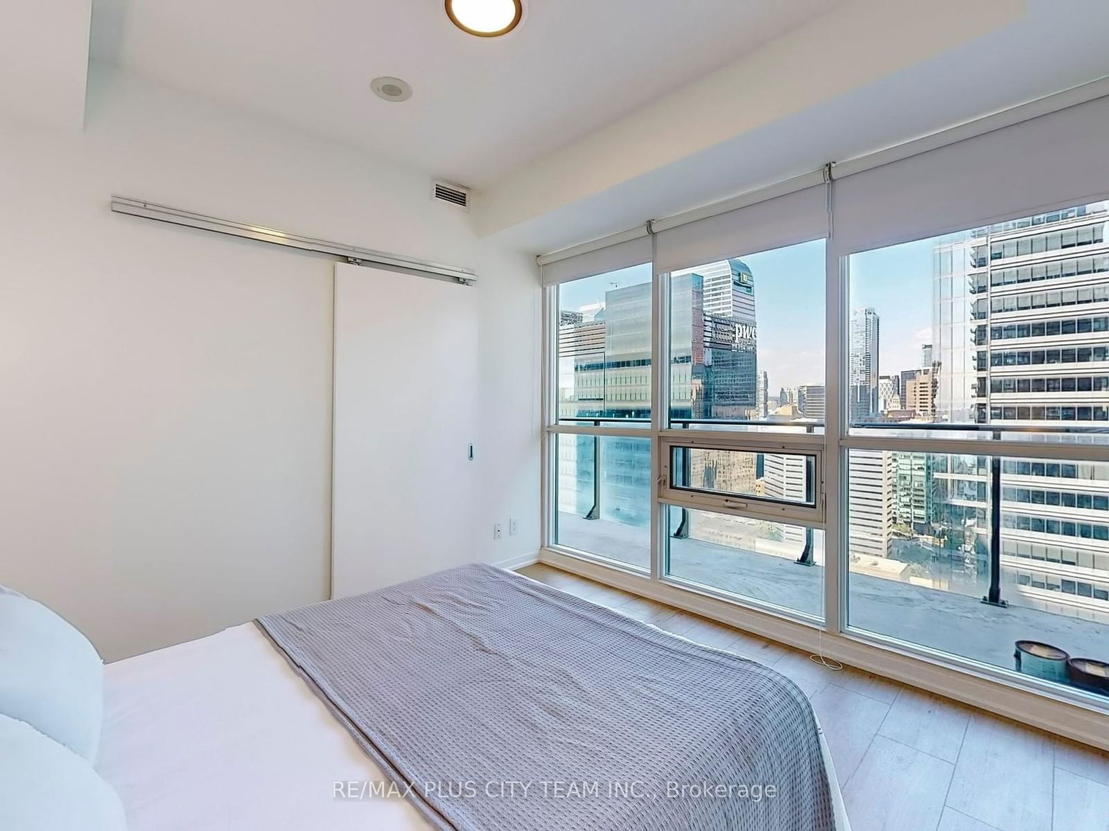 55 Bremner Blvd, unit 3003 for sale - image #13