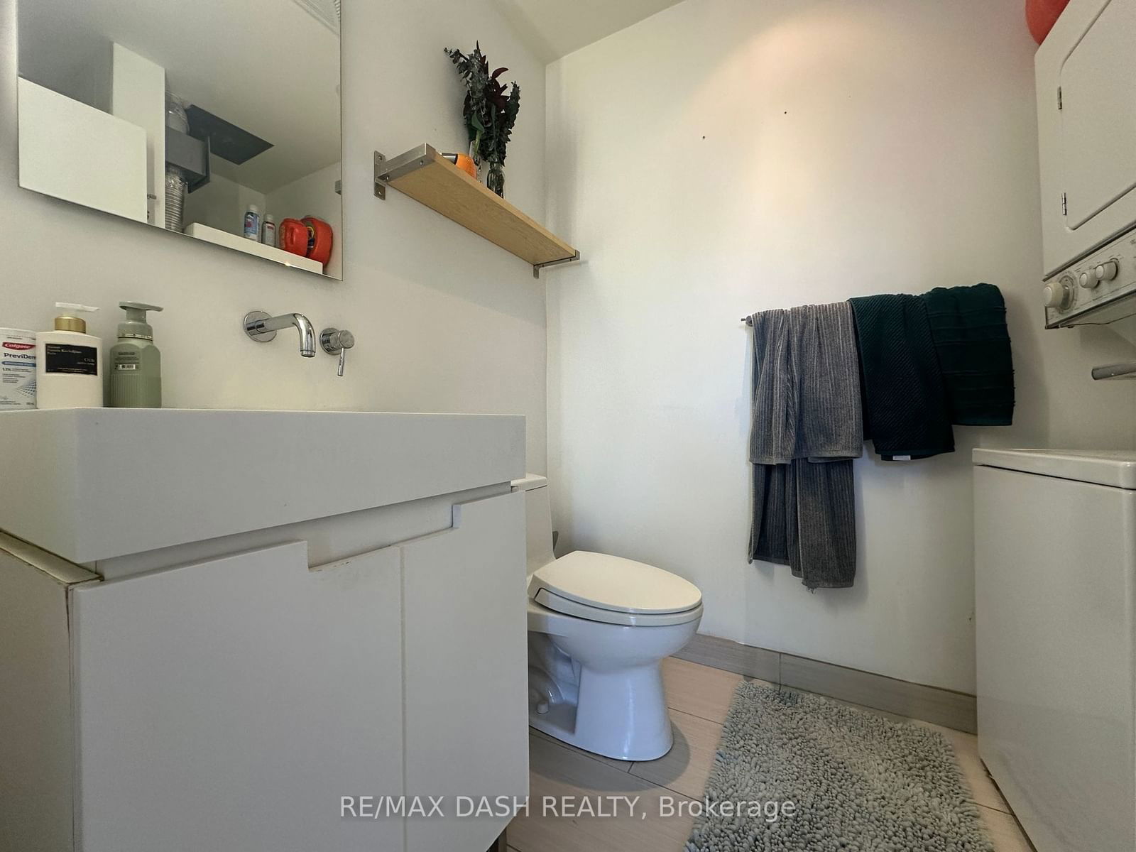 25 Oxley St, unit 1304 for rent