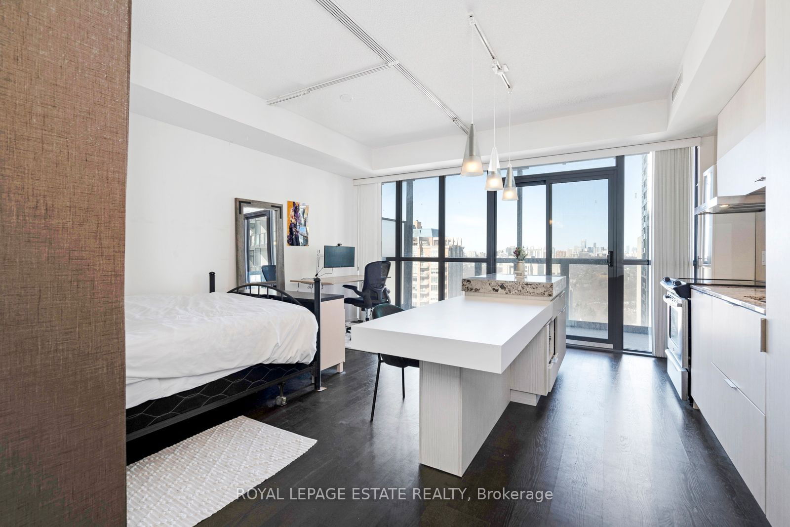 101 Charles St E, unit 1909 for sale