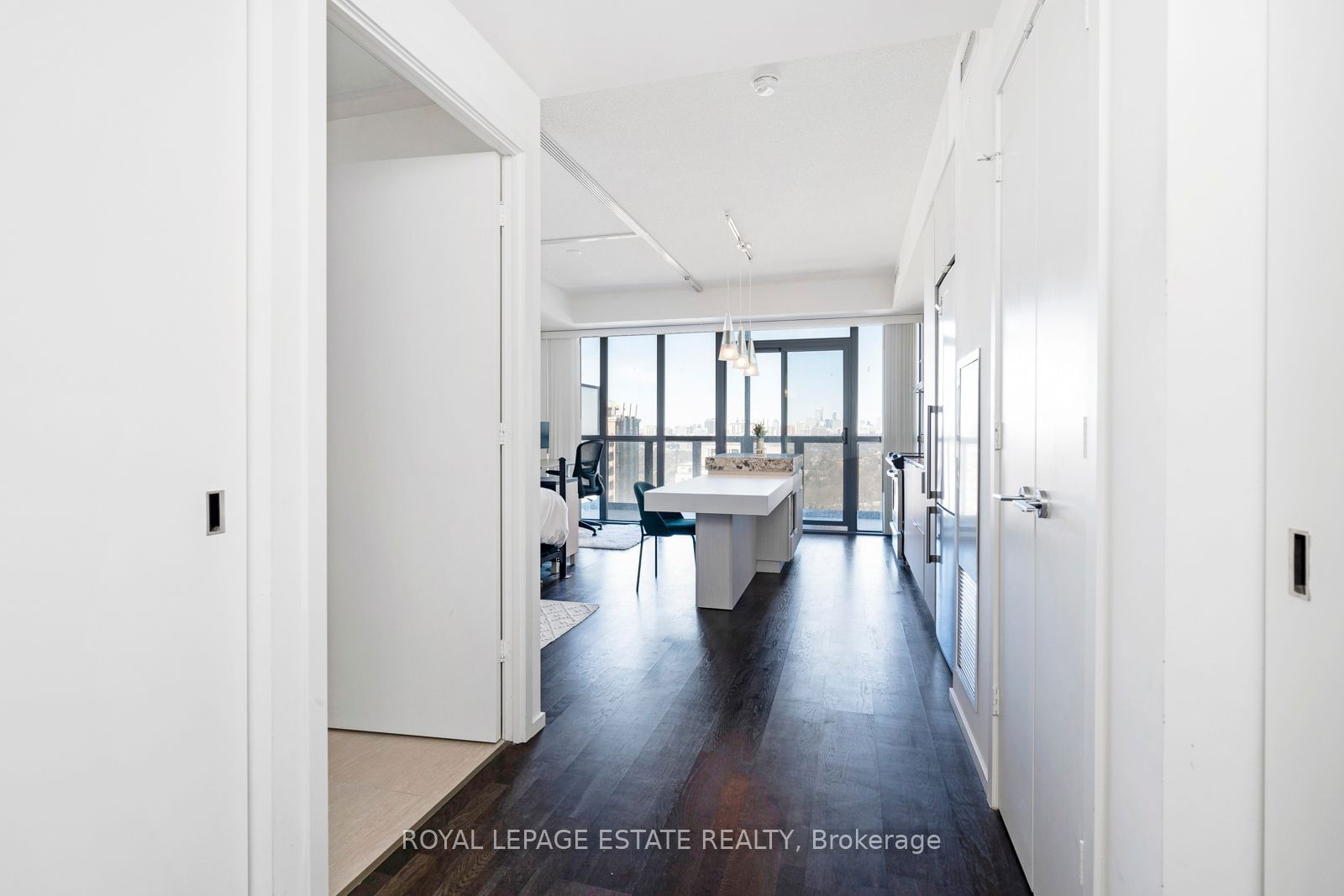 101 Charles St E, unit 1909 for sale - image #8