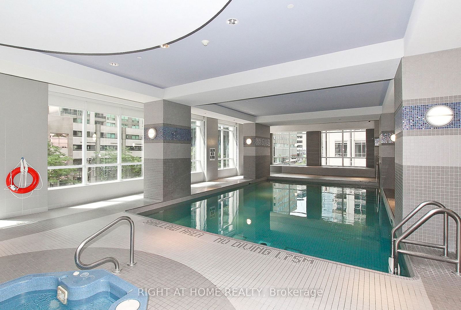 761 Bay St, unit 304 for sale - image #35