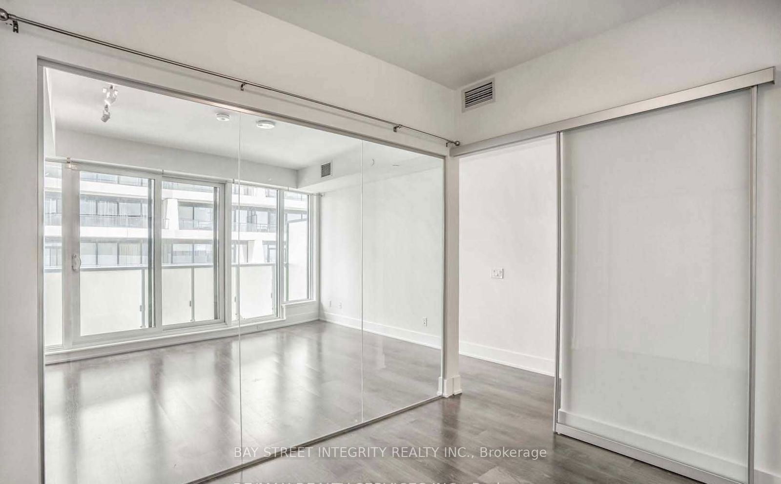 403 Church St, unit 2107 for rent - image #19