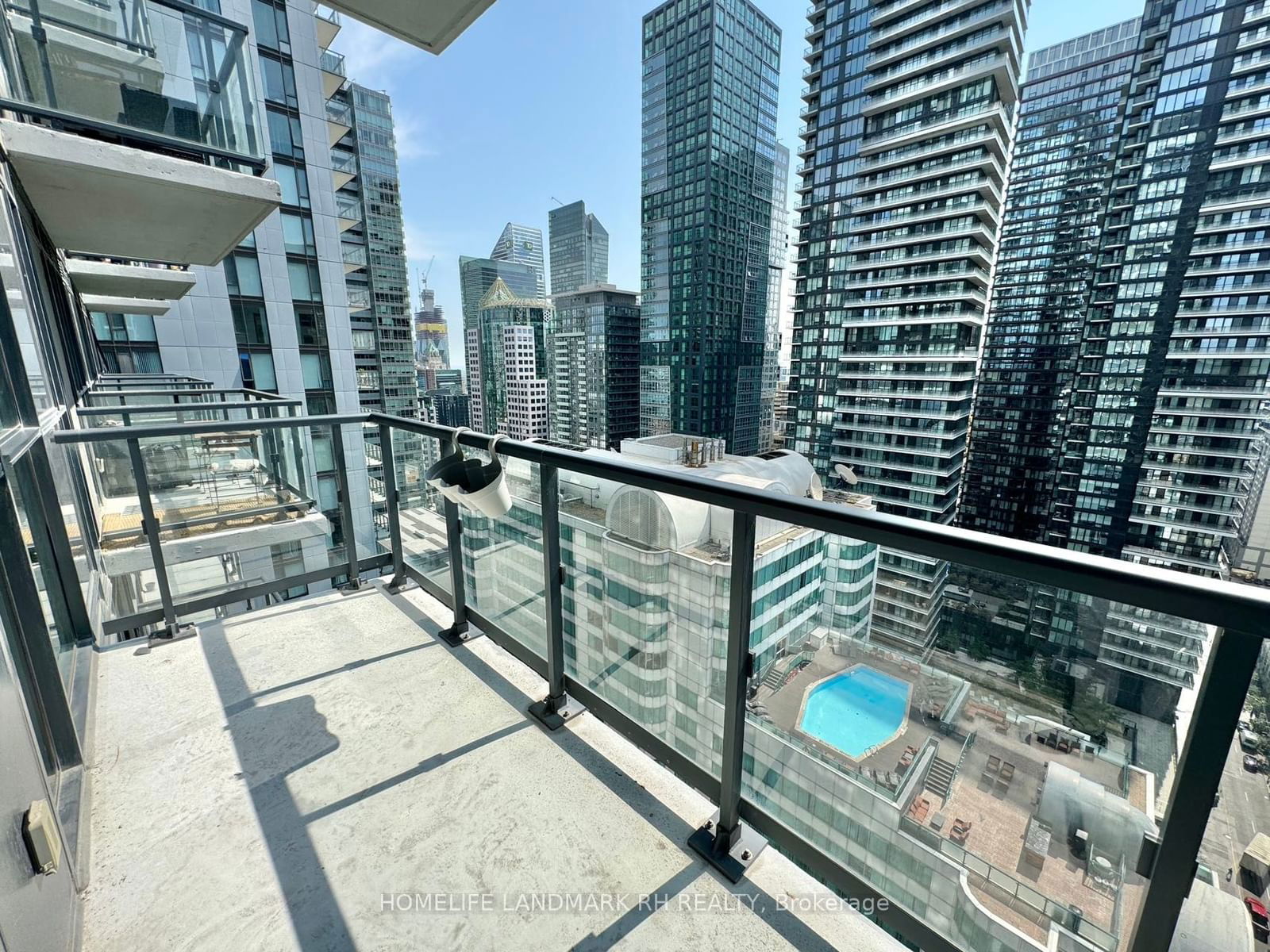 87 Peter St, unit 2701 for rent - image #11