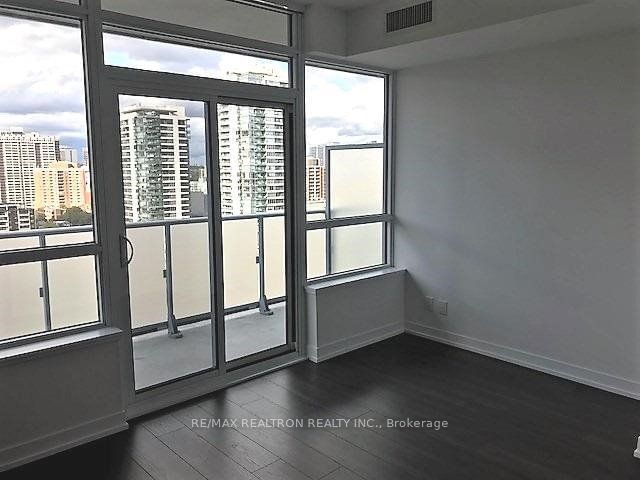 365 Church St, unit 2104 for rent - image #2