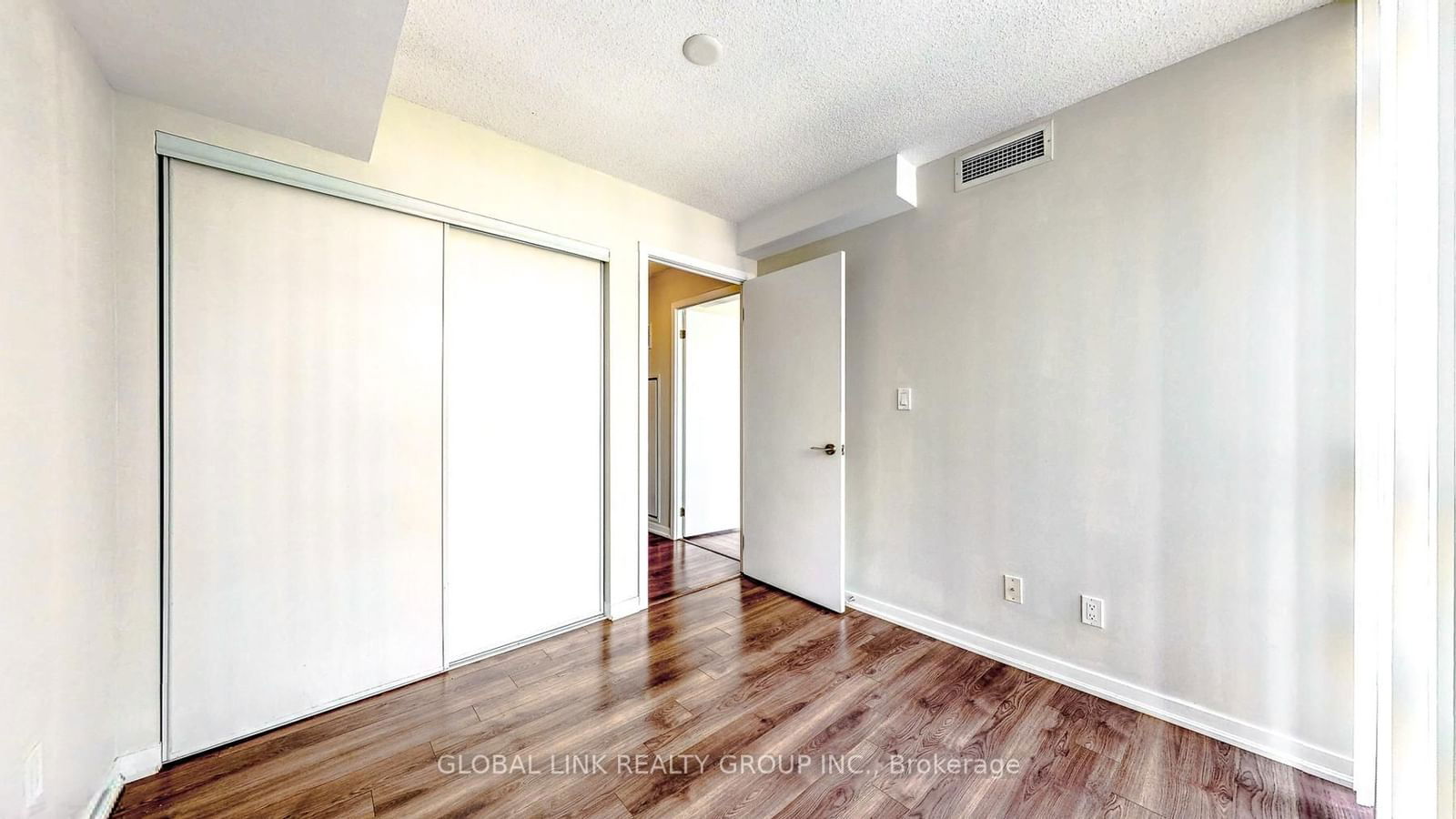 68 Abell St, unit 325 for sale - image #23