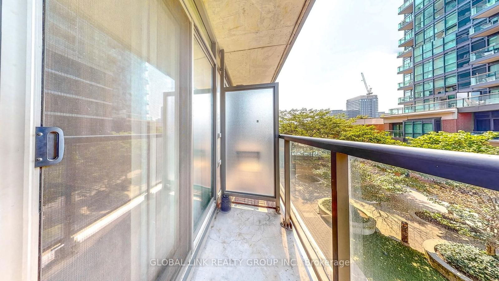 68 Abell St, unit 325 for sale - image #28