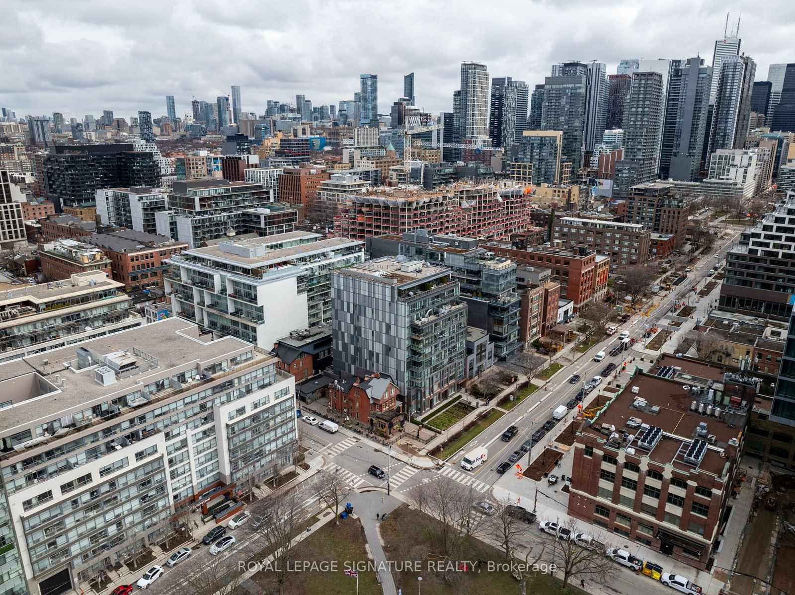 508 Wellington St W, unit 204 for sale