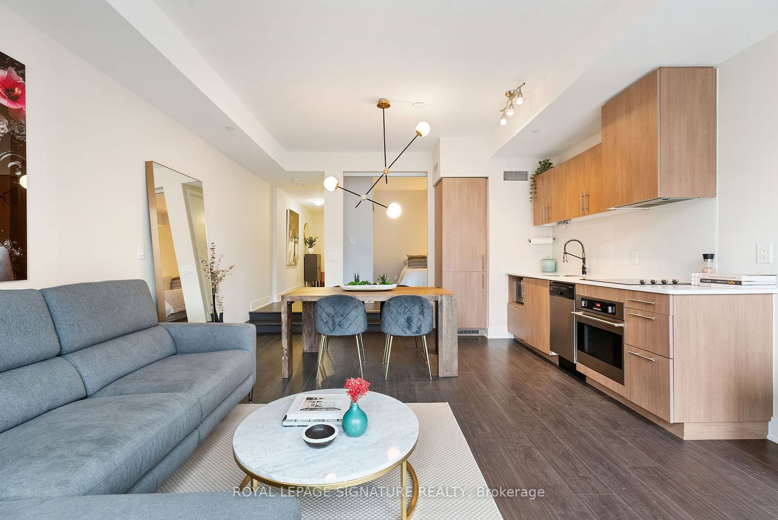 508 Wellington St W, unit 204 for sale - image #6