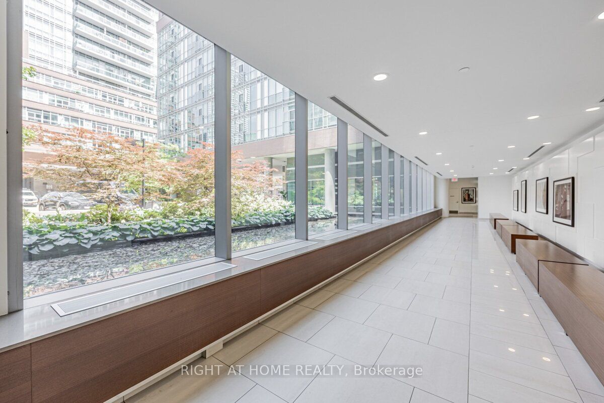 112 George St, unit S534 for sale - image #33