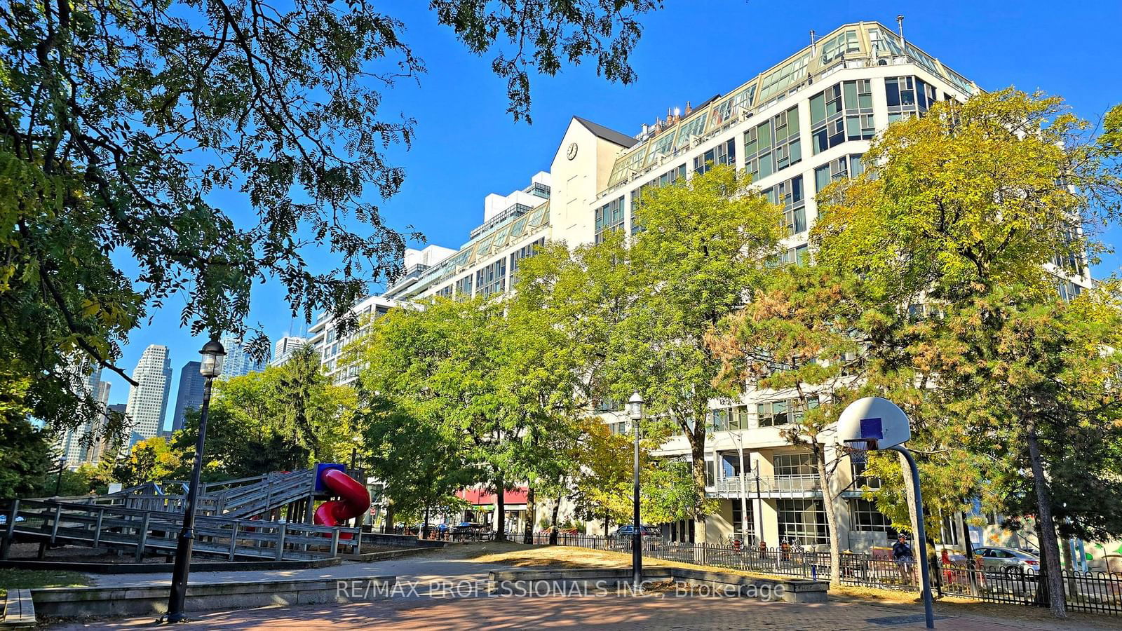 Yorktown on the Park, Downtown, Toronto