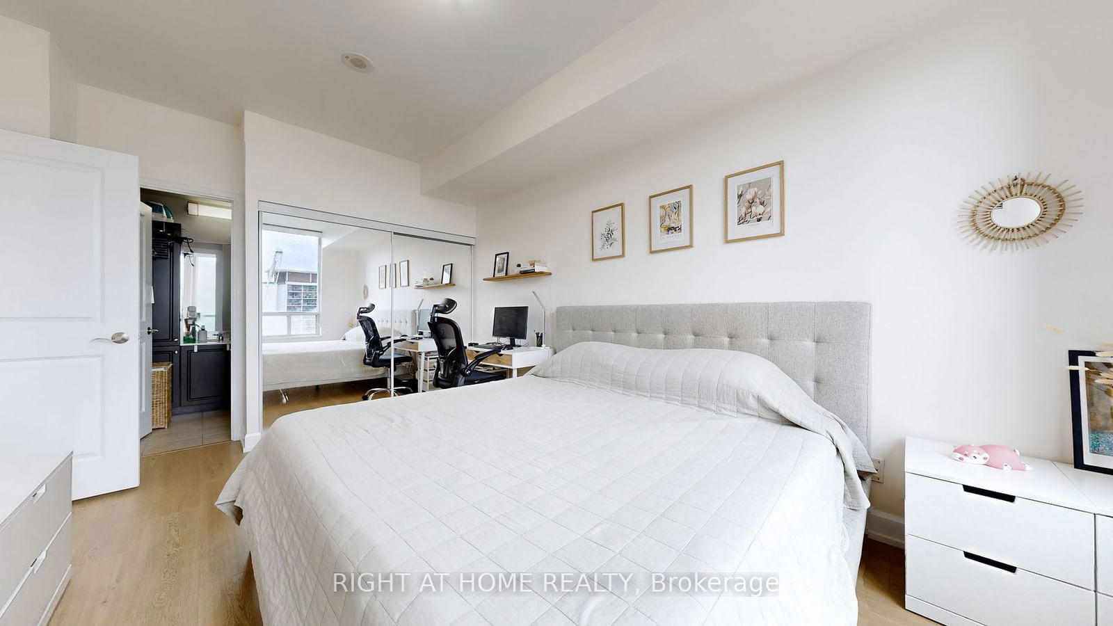 88 Broadway Ave, unit 1701 for rent - image #15