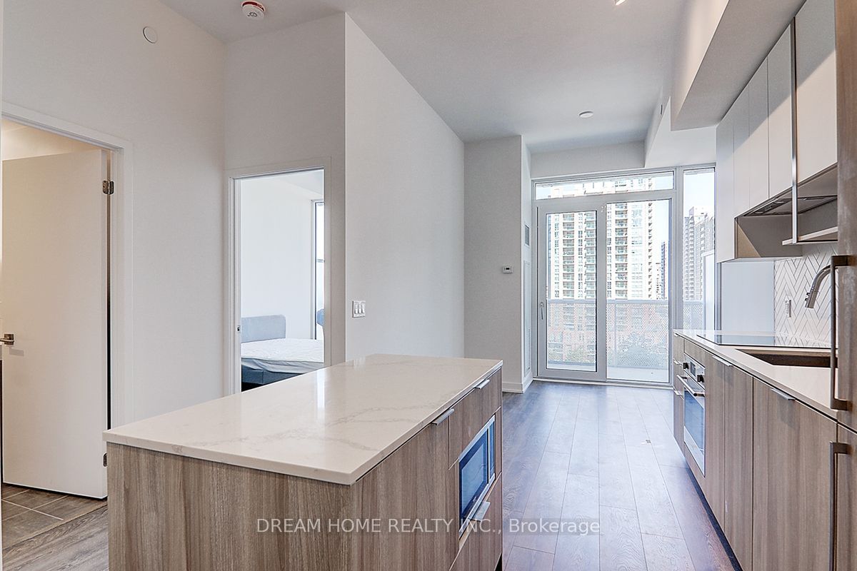 15 Holmes Ave, unit 806 for rent - image #15