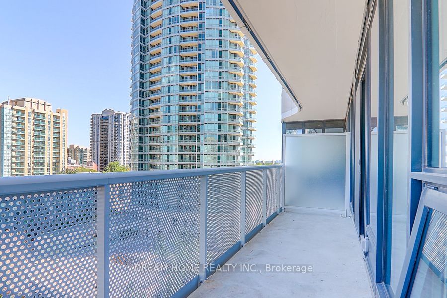 15 Holmes Ave, unit 806 for rent - image #21